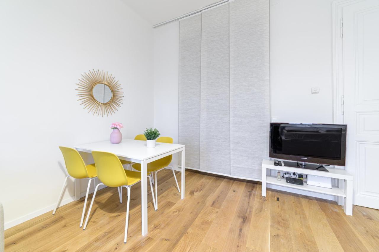 Beautiful In Vienna's Heart 1c Apartment *
